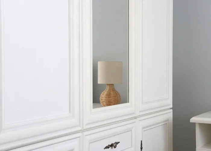 Stylish Paradiso 206 4* 内塞伯尔