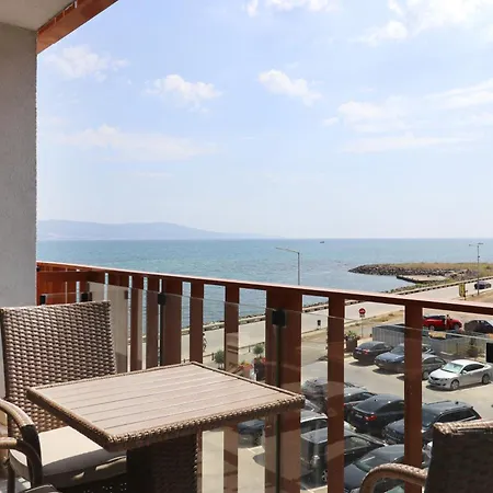 Stylish Paradiso 206 Apartmanhotel