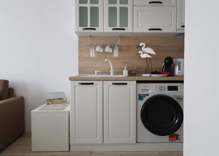 Апарт-отель Stylish Paradiso 206 4*